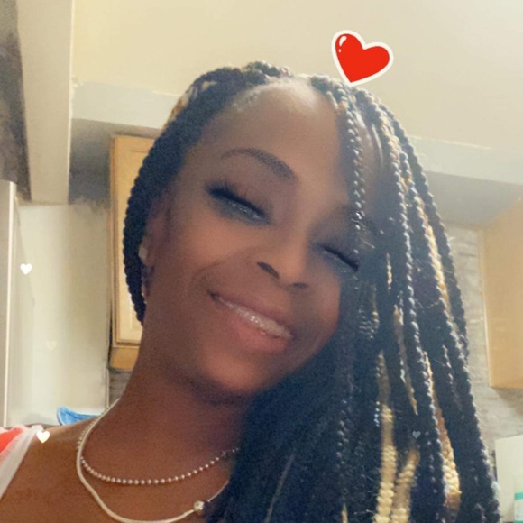 muiniaj_queen